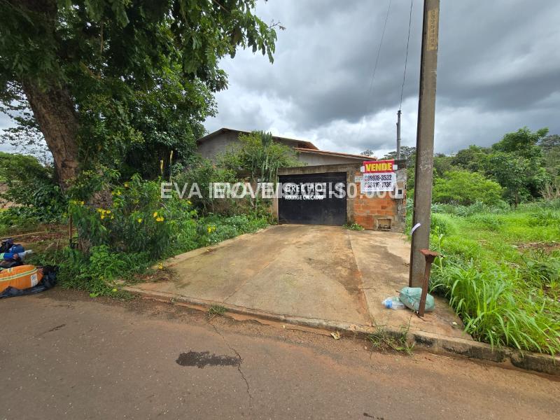Chacara com 2 casas – Residencial Village Santa Rita III